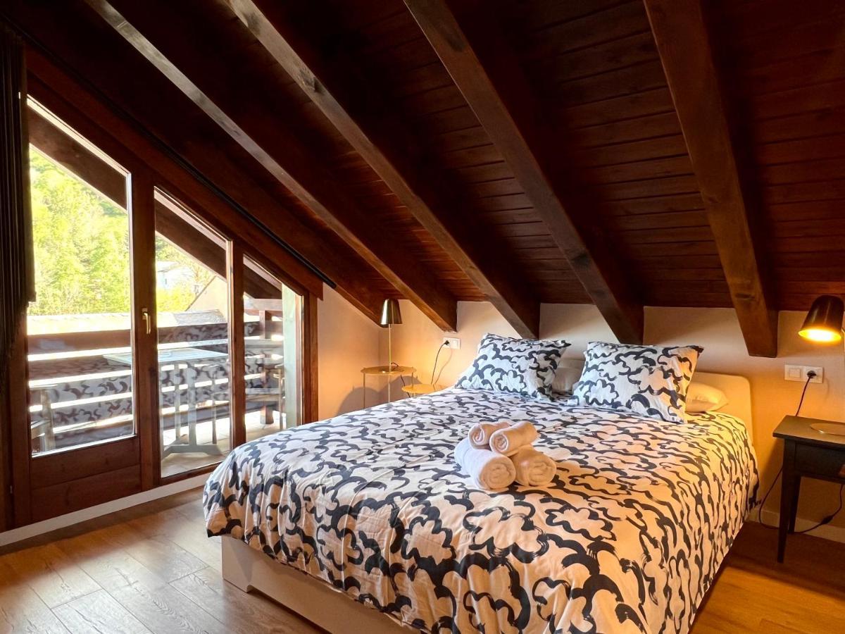 Duplex La Roca - L'Amfitriona Apartman Espot Kültér fotó
