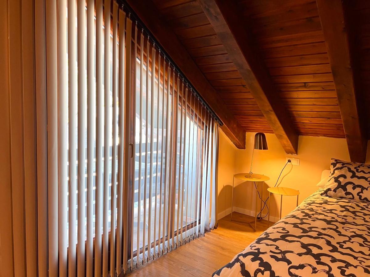 Duplex La Roca - L'Amfitriona Apartman Espot Kültér fotó