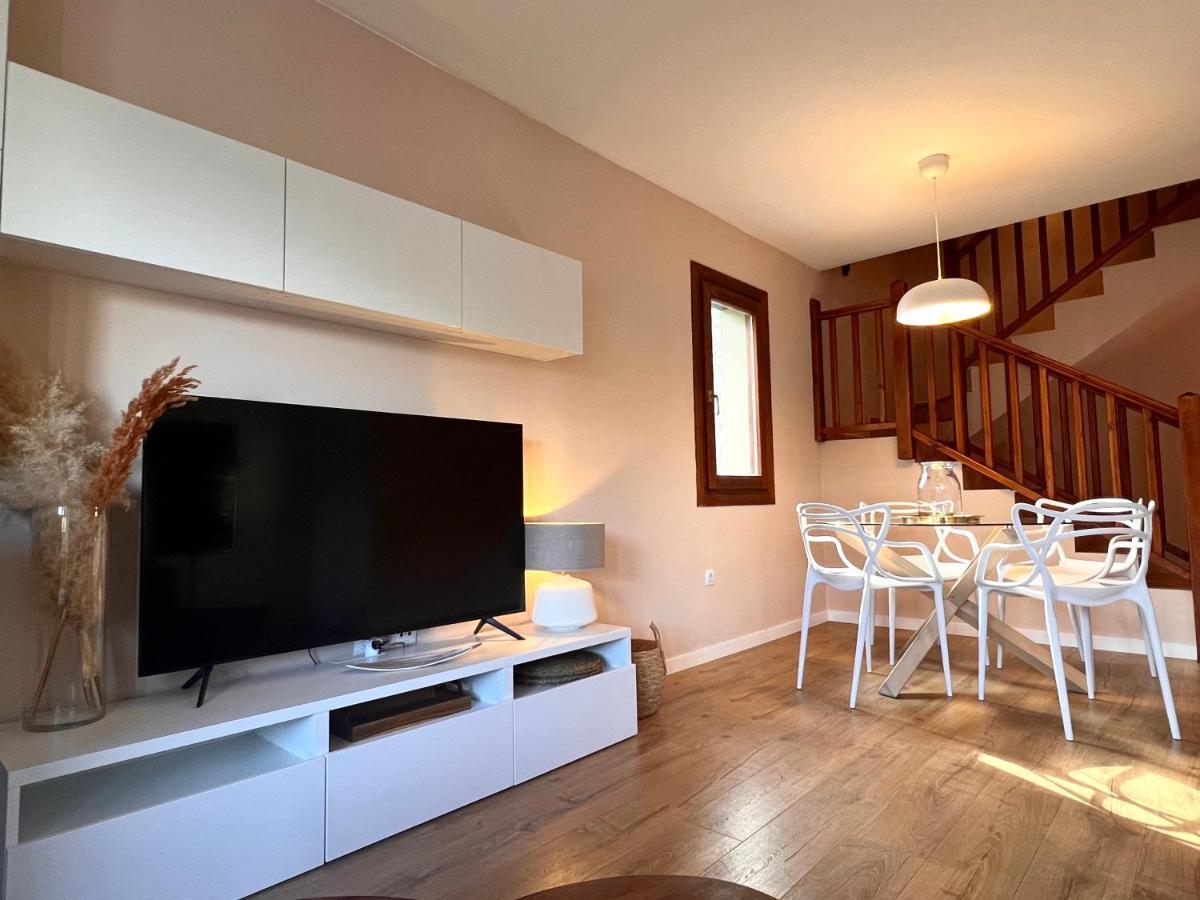 Duplex La Roca - L'Amfitriona Apartman Espot Kültér fotó