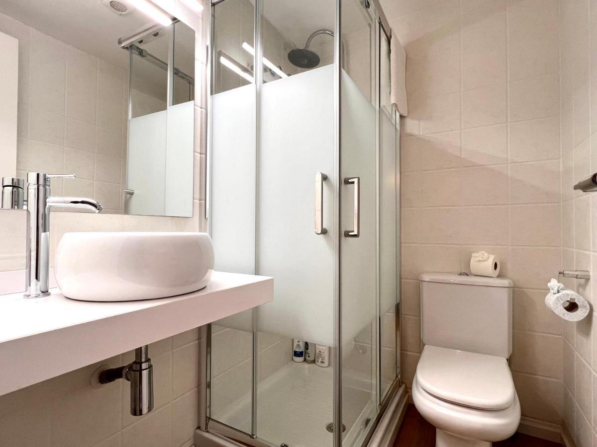 Duplex La Roca - L'Amfitriona Apartman Espot Kültér fotó